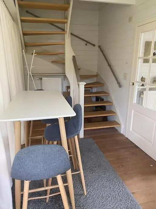 Cottage En Bordure Bruxelloise Wezembeek-Oppem